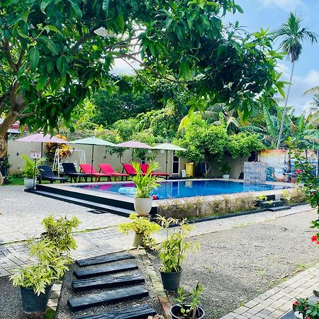 The Kingslayer Resort Negombo Exterior photo